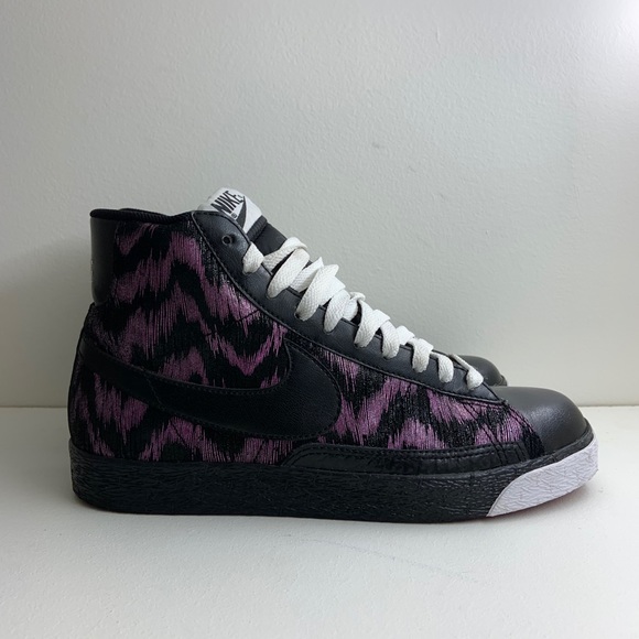 Nike Shoes - Nike Blazers High Top Women’s 8.5